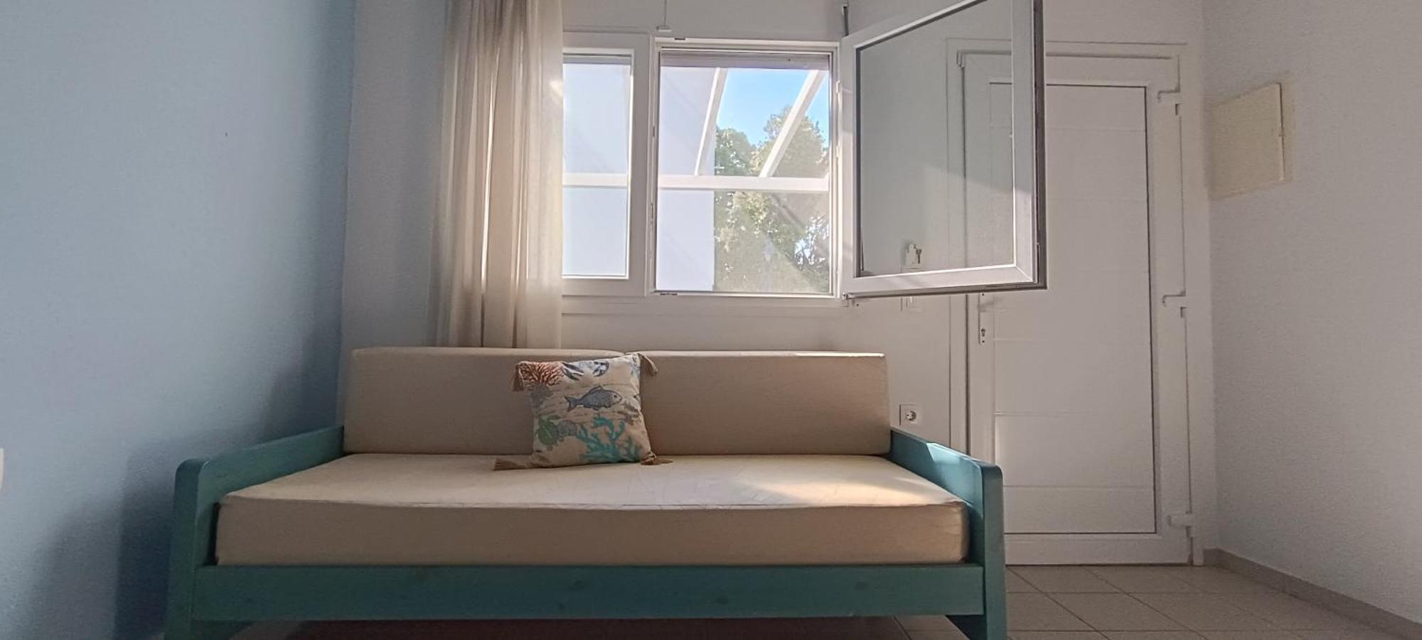 Pelargoni Apartment